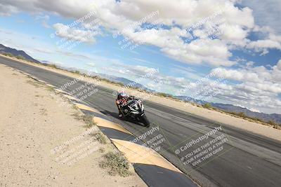 media/Nov-16-2025-Race Pace (Sun) [[8c5fa54630]]/Verified Riders/6-Turn 10 Inside (1145am)/